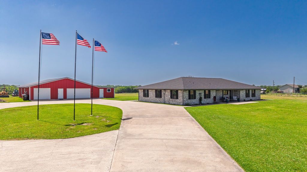 1674 Fm 36 S, Caddo Mills, TX 75135