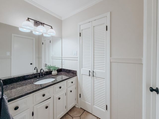 2013 Glenwood Circle, Corsicana, TX 75110