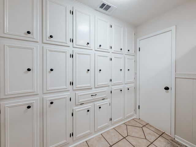 2013 Glenwood Circle, Corsicana, TX 75110