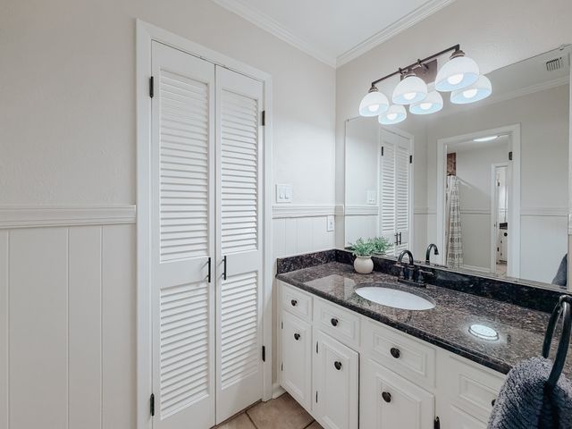 2013 Glenwood Circle, Corsicana, TX 75110