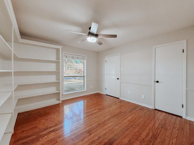 2013 Glenwood Circle, Corsicana, TX 75110