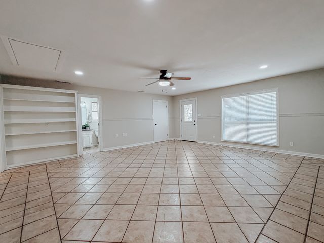 2013 Glenwood Circle, Corsicana, TX 75110