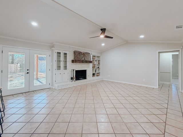 2013 Glenwood Circle, Corsicana, TX 75110