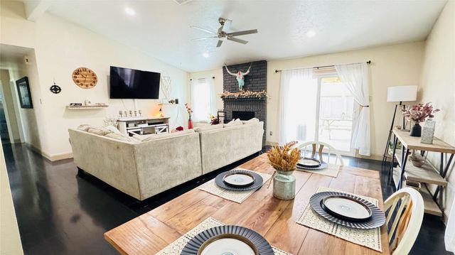 3003 Wood Fox Drive, Alvin, TX 77511