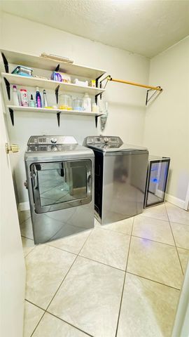 3003 Wood Fox Drive, Alvin, TX 77511