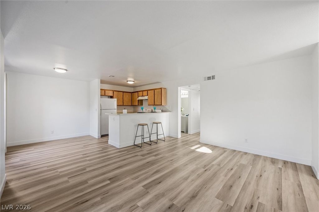2980 Juniper Hills Boulevard 103, Las Vegas, NV 89142 — photo 5