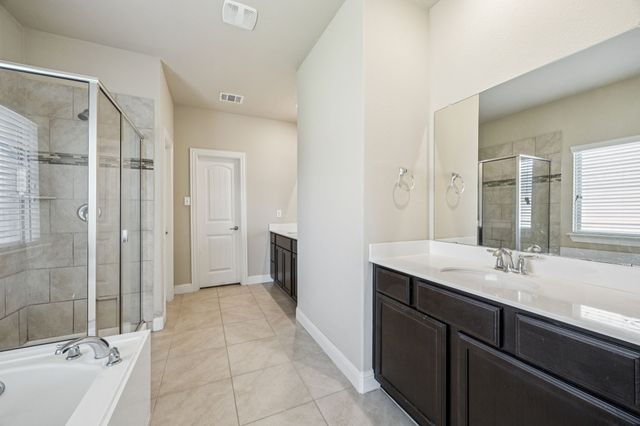 540 Winnetka Drive, Oak Point, TX 75068