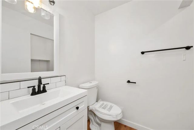 4938 Mcconnell, Los Angeles, CA 90066