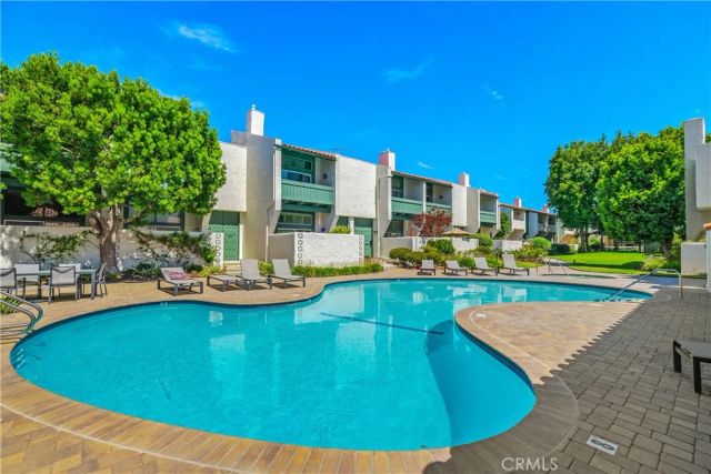 4938 Mcconnell, Los Angeles, CA 90066