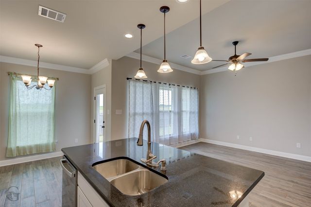 220 Berkshire Place, Haughton, LA 71037