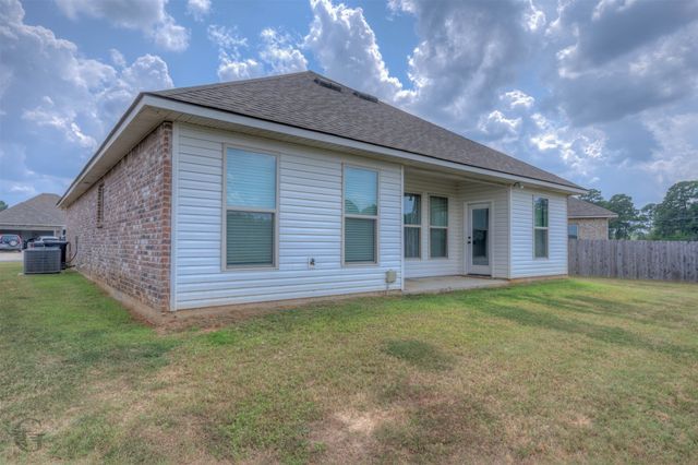 220 Berkshire Place, Haughton, LA 71037