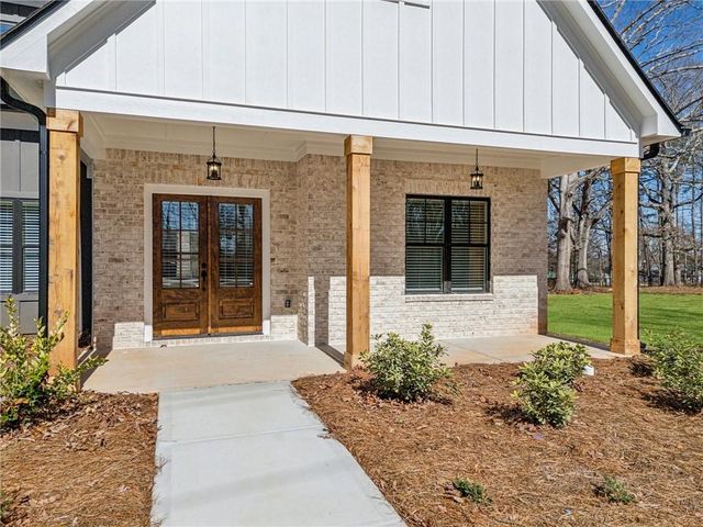 196 Red June Lane, Clarkesville, GA 30523