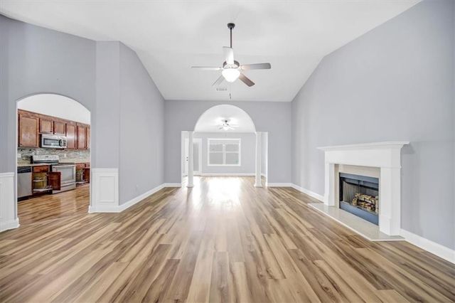 1411 Silvergate Way, Winder, GA 30680