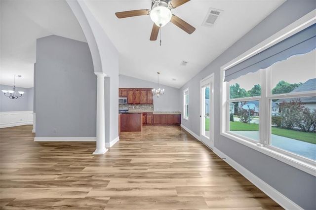 1411 Silvergate Way, Winder, GA 30680