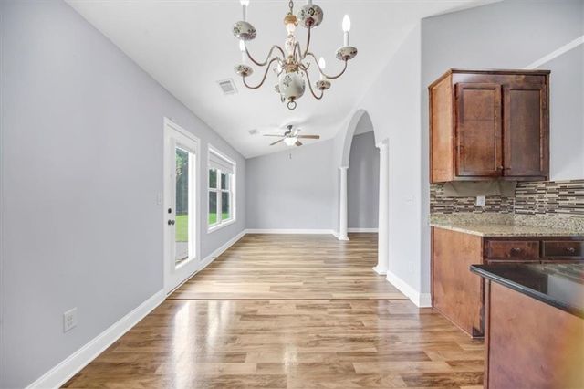 1411 Silvergate Way, Winder, GA 30680