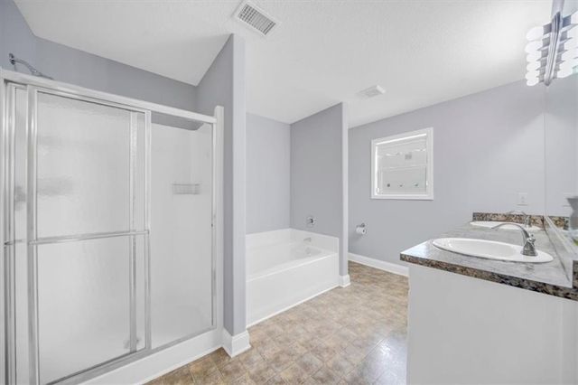 1411 Silvergate Way, Winder, GA 30680