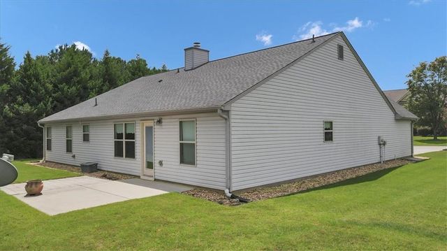 1411 Silvergate Way, Winder, GA 30680