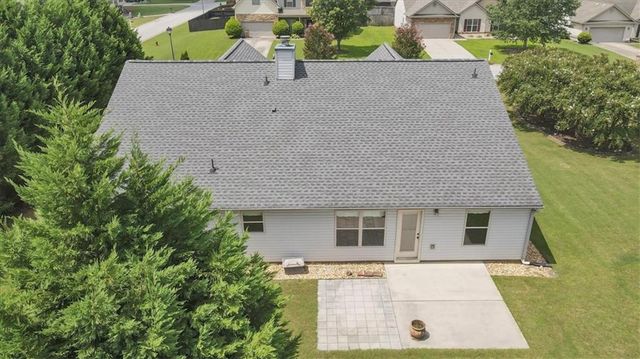 1411 Silvergate Way, Winder, GA 30680