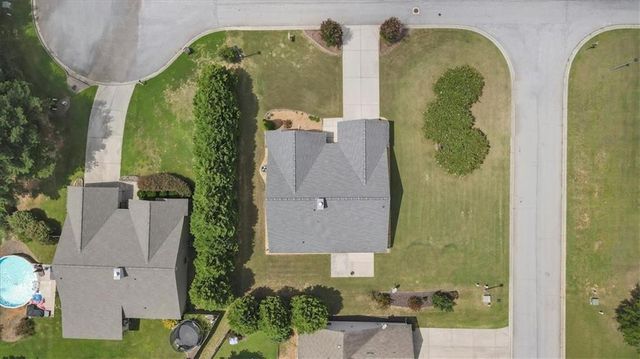 1411 Silvergate Way, Winder, GA 30680