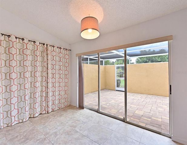 5506 37TH STREET E 4, Bradenton, FL 34203