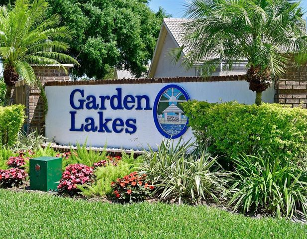 5506 37TH STREET E 4, Bradenton, FL 34203