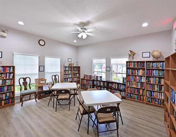5506 37TH STREET E 4, Bradenton, FL 34203