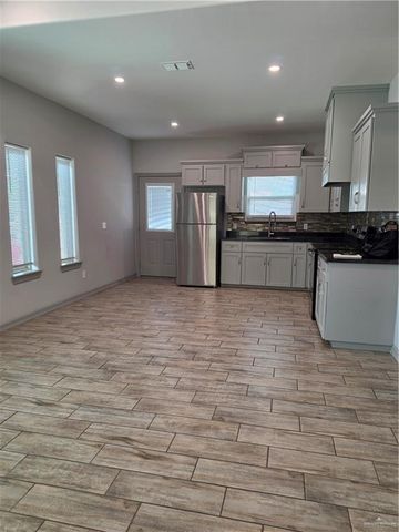 5804 Nightingale Avenue 4, Mcallen, TX 78504