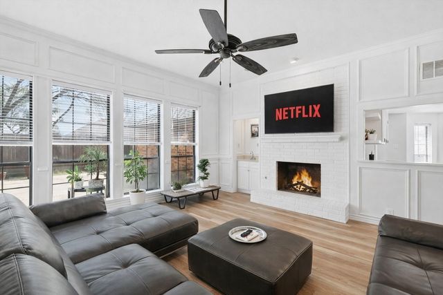 724 Smokerise Circle, Denton, TX 76205