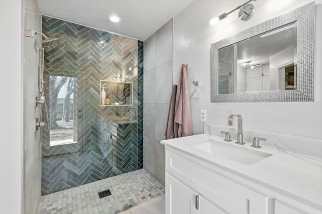 724 Smokerise Circle, Denton, TX 76205