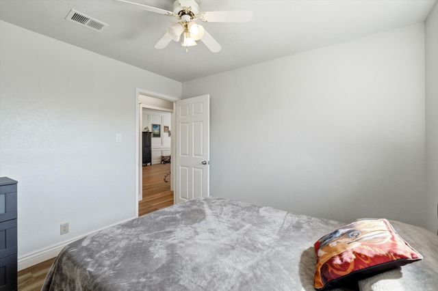 724 Smokerise Circle, Denton, TX 76205