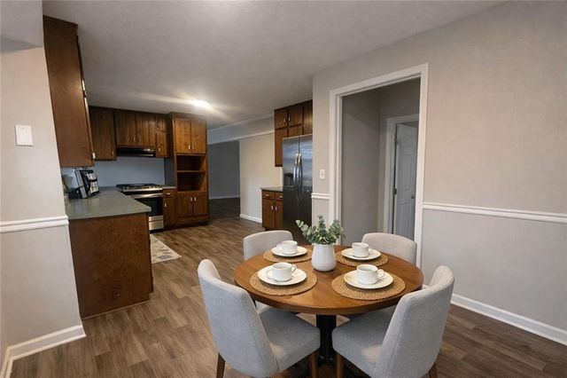 1802 Driftwood Place, Snellville, GA 30078