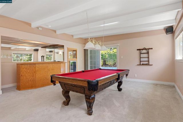 1250 Rolling Hill Ct, Martinez, CA 94553