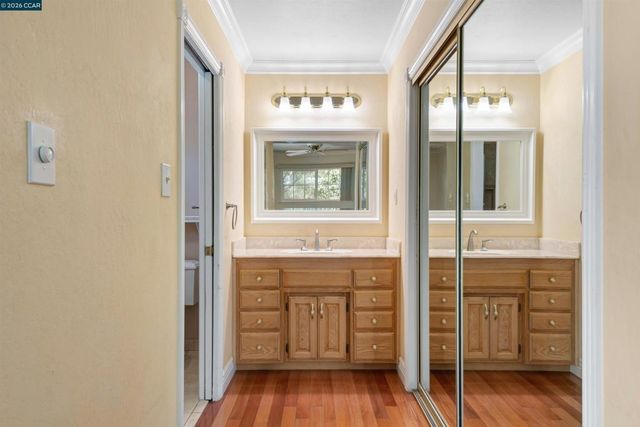 1250 Rolling Hill Ct, Martinez, CA 94553