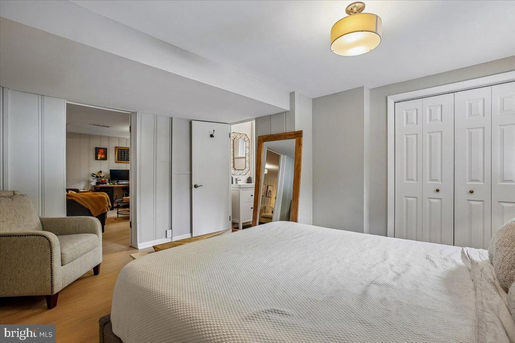 Image 25 of property listing at 9503 OCALA ST, Silver Spring, MD 20901