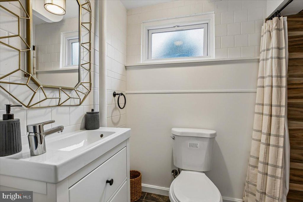 Image 27 of property listing at 9503 OCALA ST, Silver Spring, MD 20901