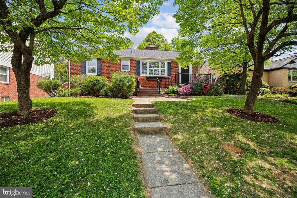 Image 36 of property listing at 9503 OCALA ST, Silver Spring, MD 20901