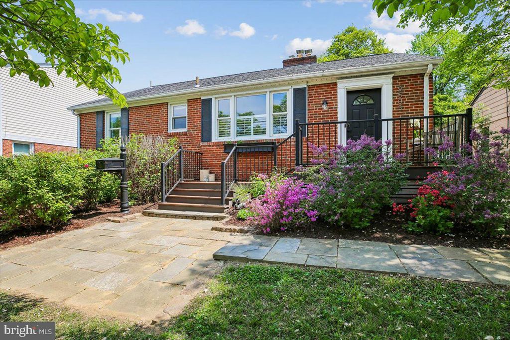 Image 37 of property listing at 9503 OCALA ST, Silver Spring, MD 20901