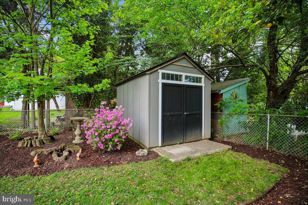 Image 45 of property listing at 9503 OCALA ST, Silver Spring, MD 20901