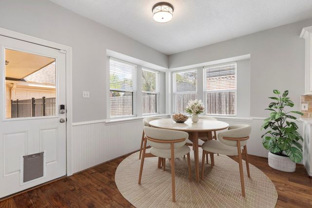 1007 Oakland Court, Sugar Land, TX 77498