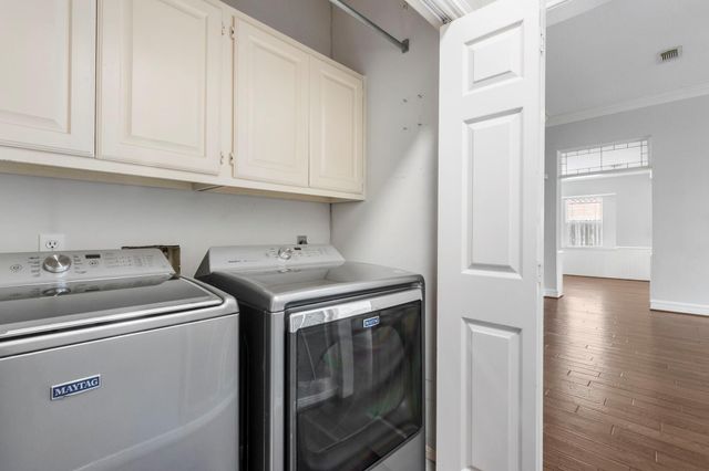 1007 Oakland Court, Sugar Land, TX 77498