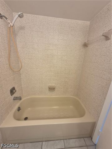 116 Gledhill CT, Fort Myers, FL 33919