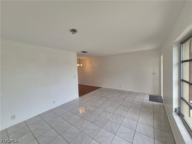 116 Gledhill CT, Fort Myers, FL 33919