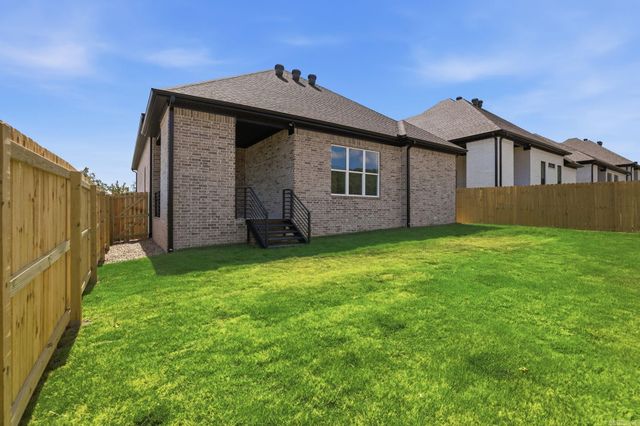 32 Mountain Brook Road, Little Rock, AR 72223