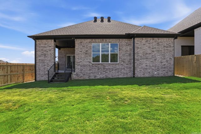 32 Mountain Brook Road, Little Rock, AR 72223