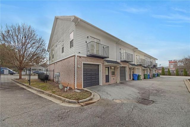 2042 Bolton NW Road, Atlanta, GA 30318