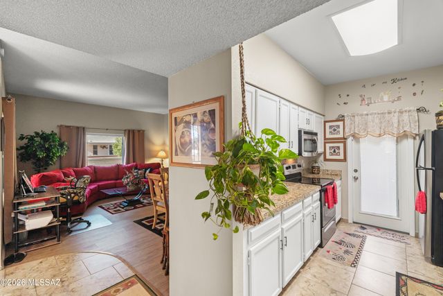 2811 S Camino Godoy, Green Valley, AZ 85622