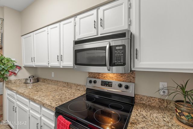 2811 S Camino Godoy, Green Valley, AZ 85622