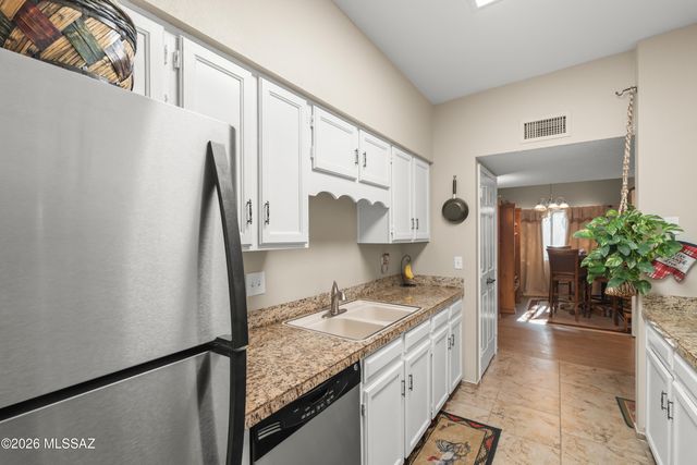 2811 S Camino Godoy, Green Valley, AZ 85622