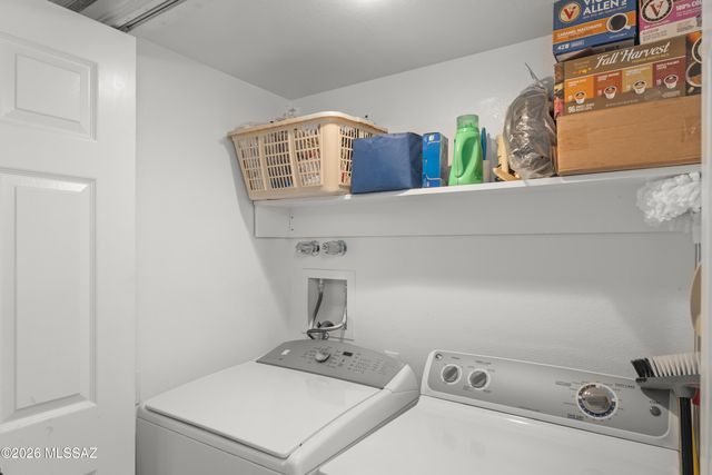 2811 S Camino Godoy, Green Valley, AZ 85622