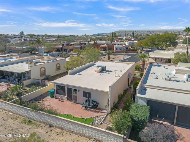 2811 S Camino Godoy, Green Valley, AZ 85622